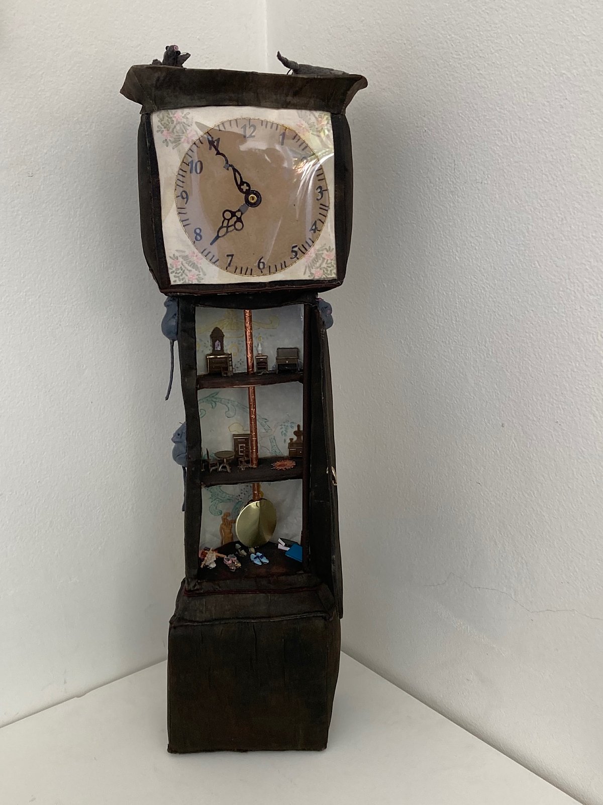 "Tick-tock" - Look Inside Exhibition March 2023